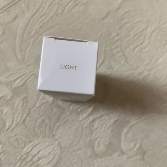 Mischo Beauty Cream Contour Bronzer Stick in Light BNIB - Picture 3 of 10